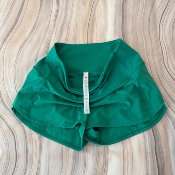 Lululemon Speed Up Shorts High Rise 2.5" Inseam Cascadia Green Size 4 - Picture 1 of 15